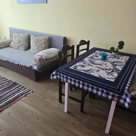 Апартамент Blue Bay Seaview