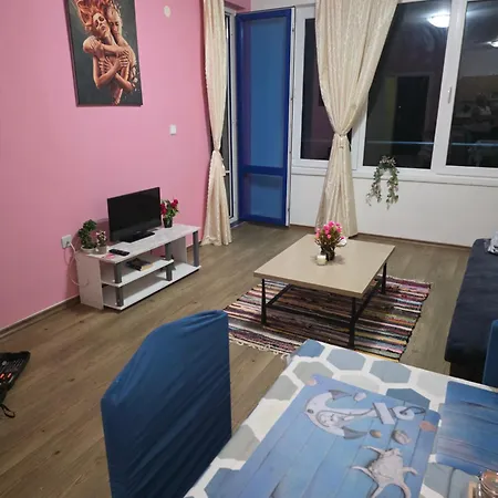 Blue Bay Seaview Kunterbunt Appartamento Pomorie